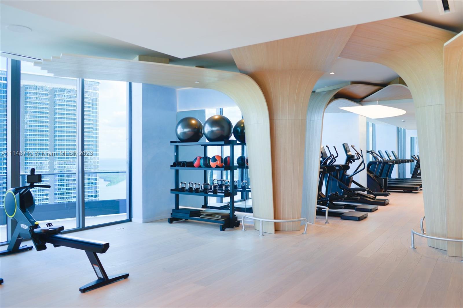 Brickell Flatiron - Residential