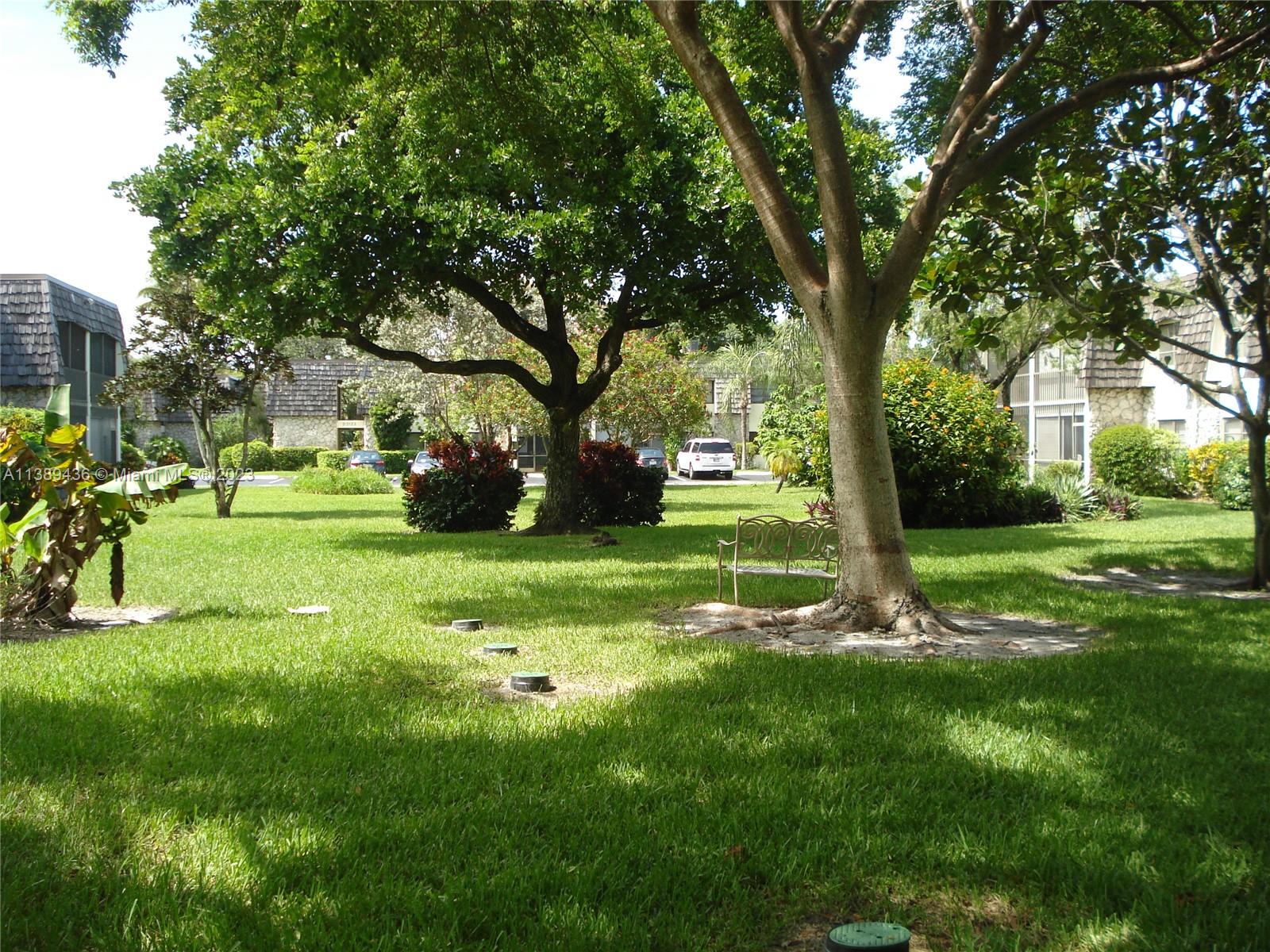 OAKLAND SHORES CONDOMINIU - Residential Lease