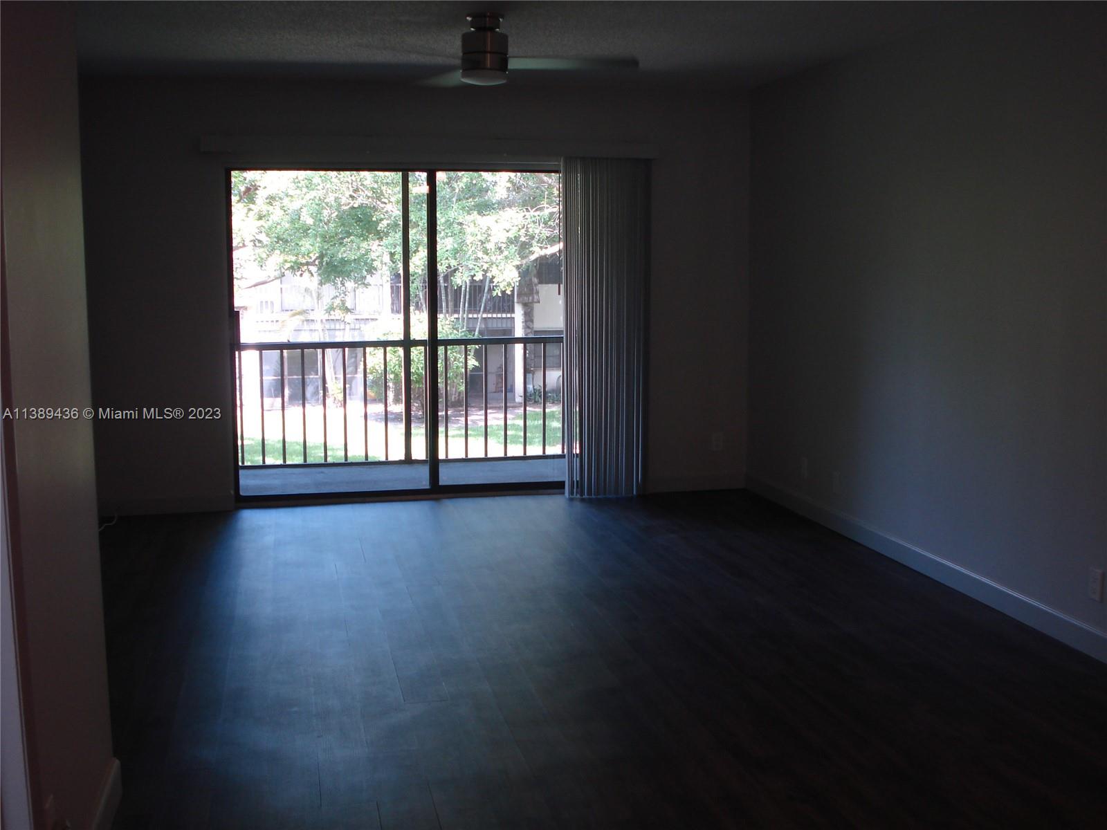 OAKLAND SHORES CONDOMINIU - Residential Lease