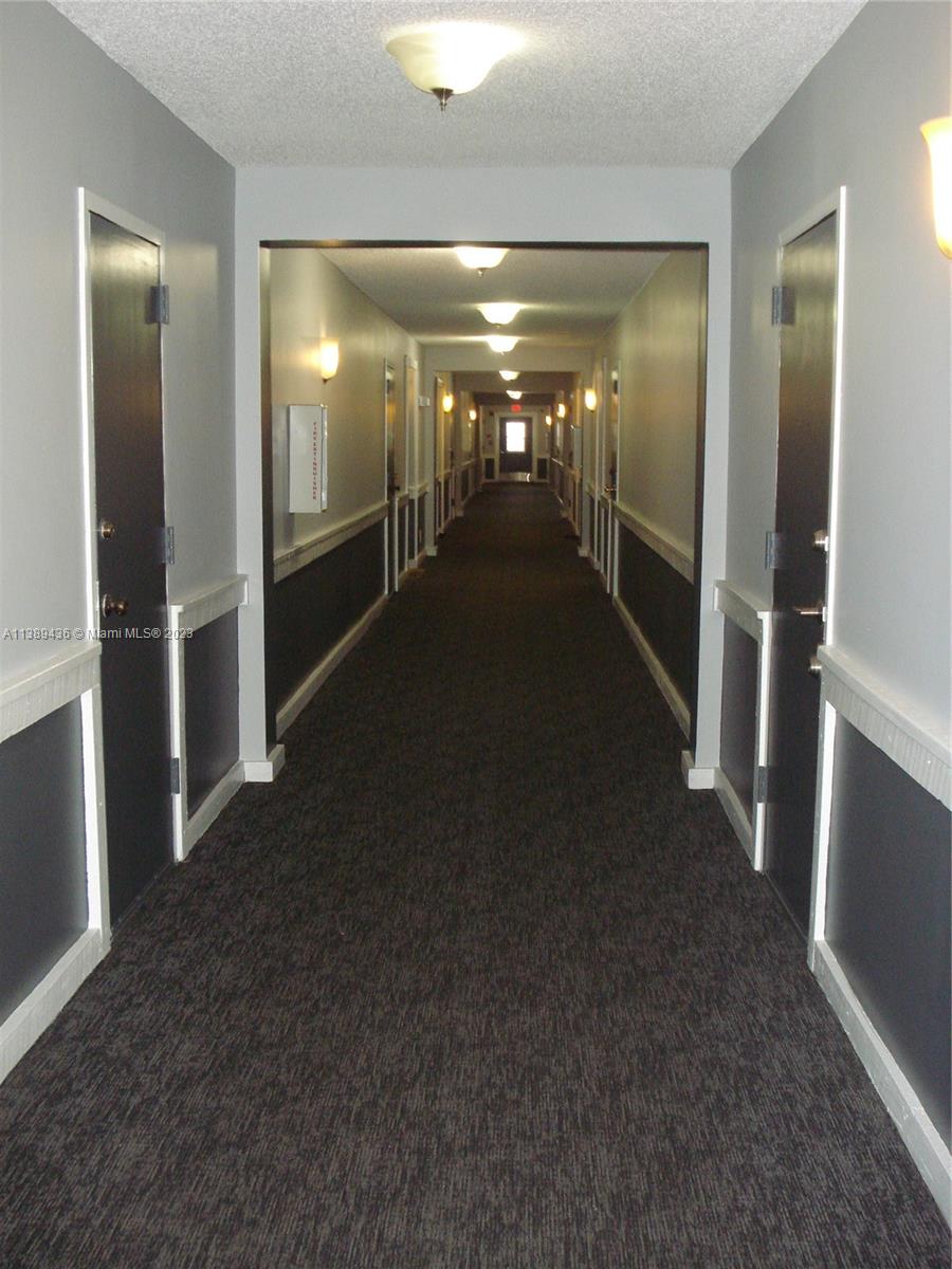 OAKLAND SHORES CONDOMINIU - Residential Lease