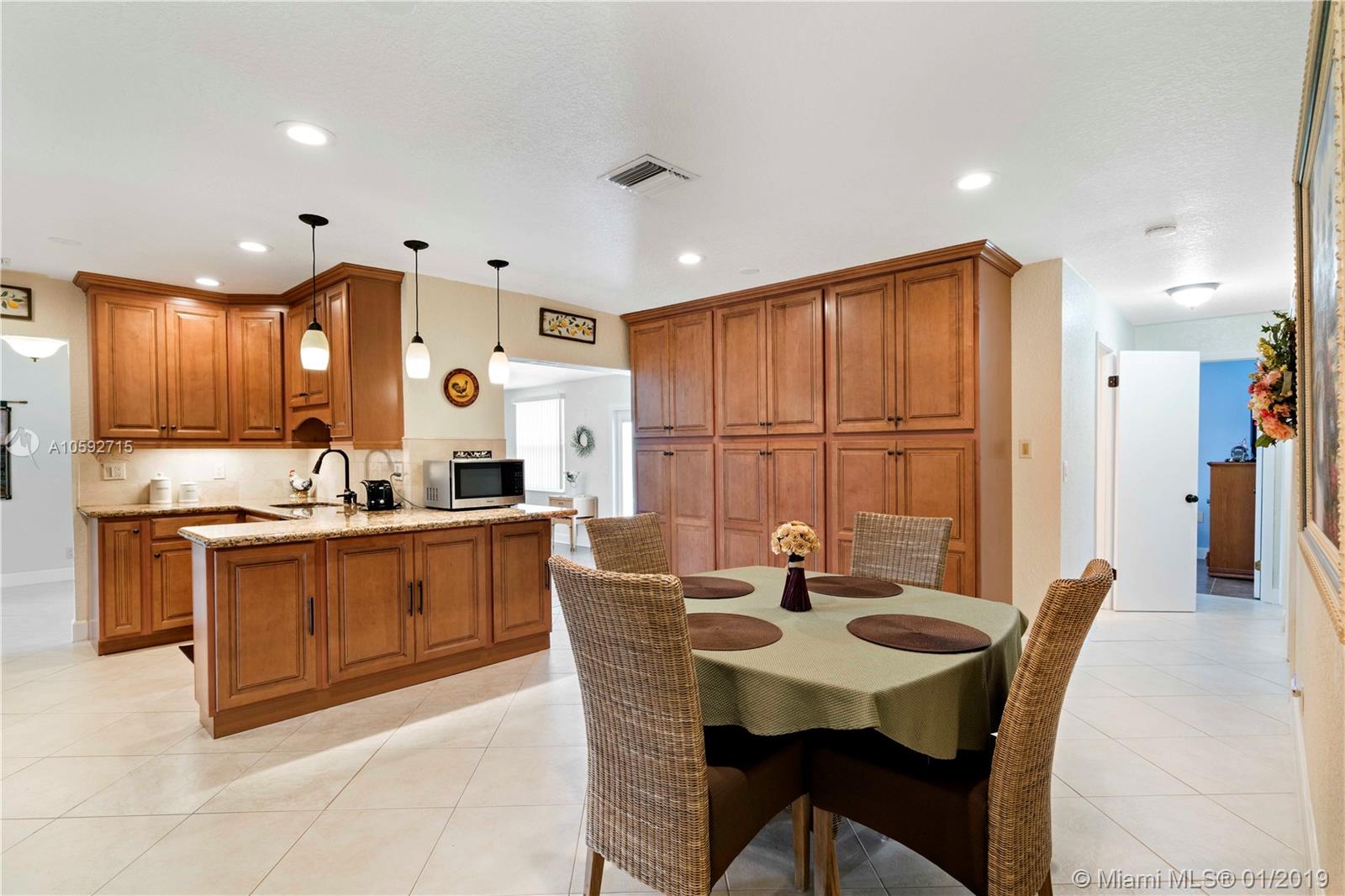 FOREST HILLS SOUTH - Residential