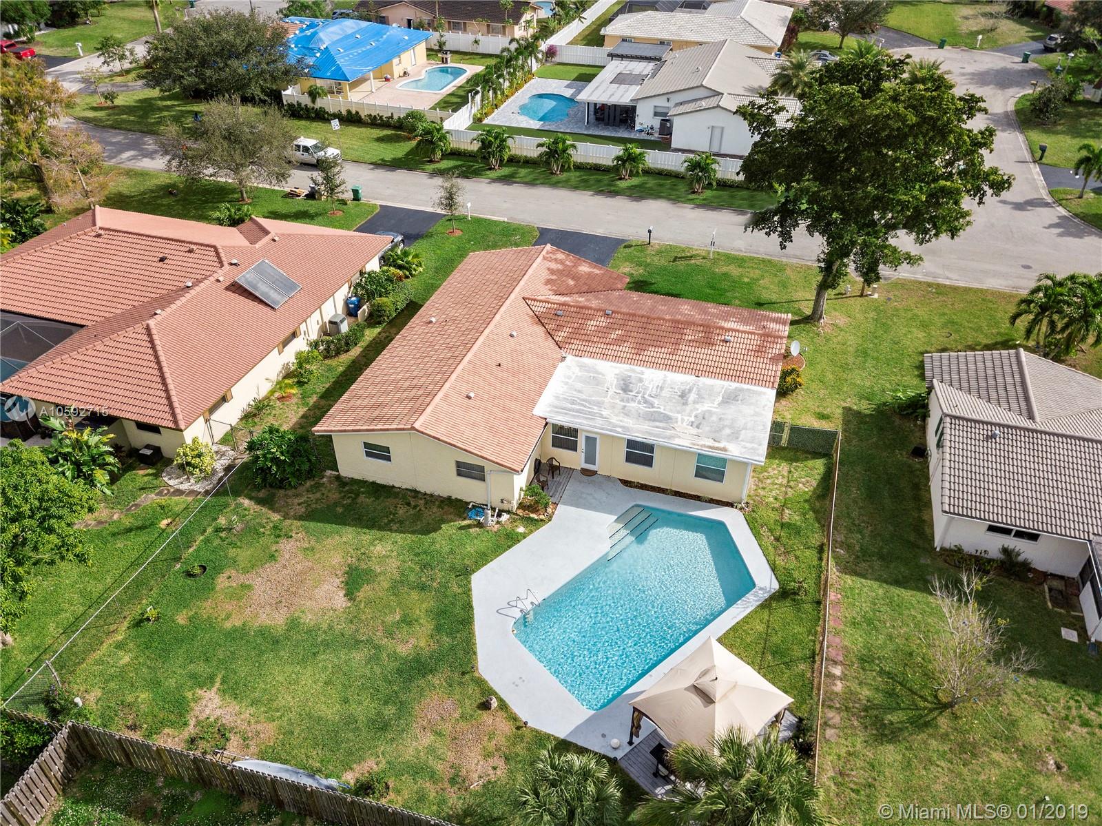 FOREST HILLS SOUTH - Residential