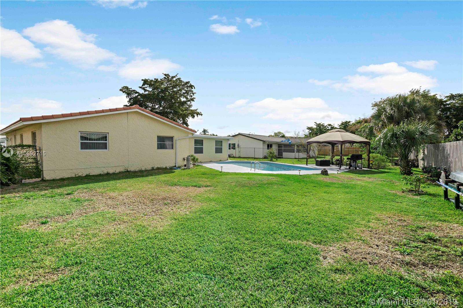 FOREST HILLS SOUTH - Residential