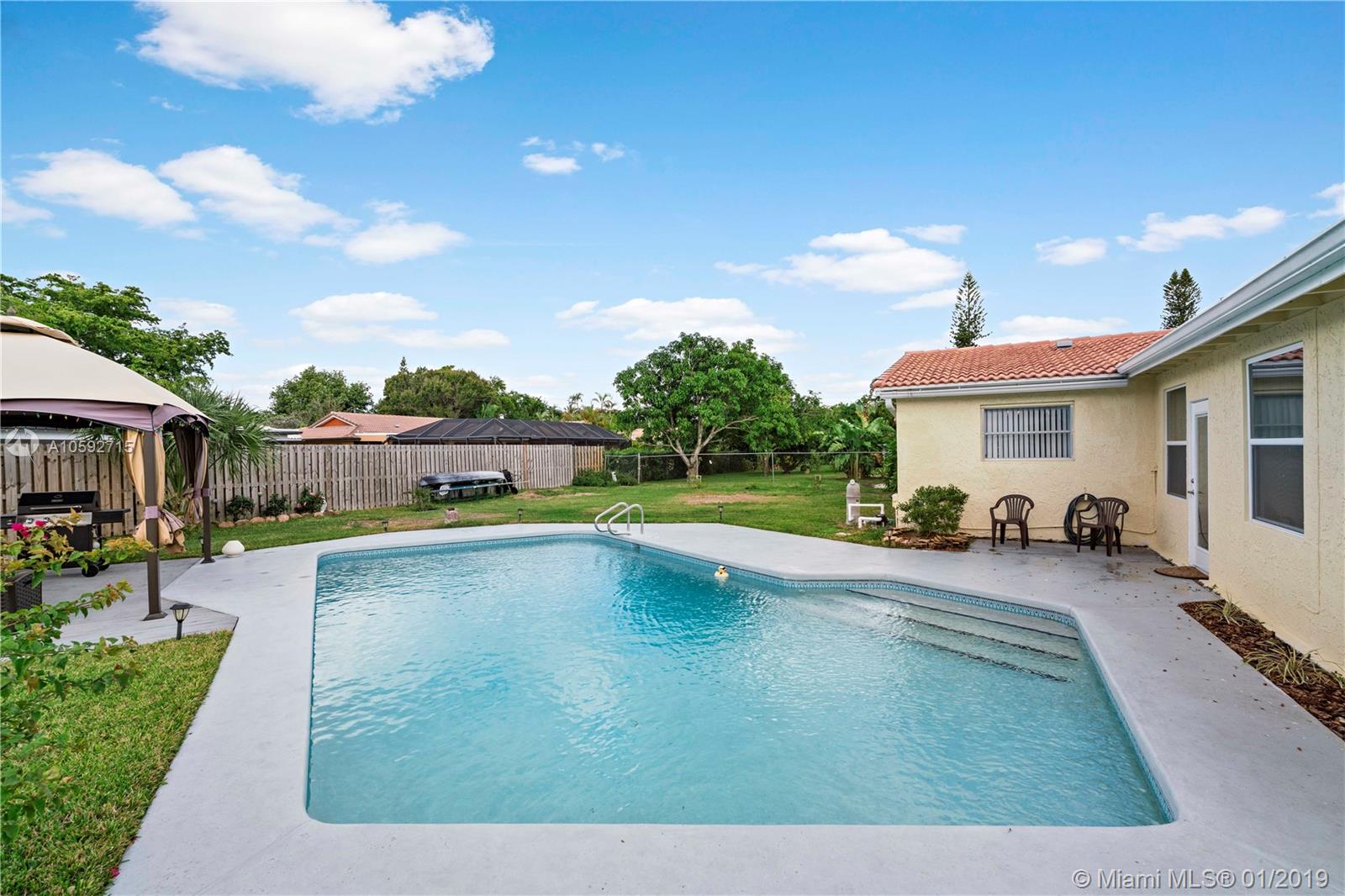 FOREST HILLS SOUTH - Residential