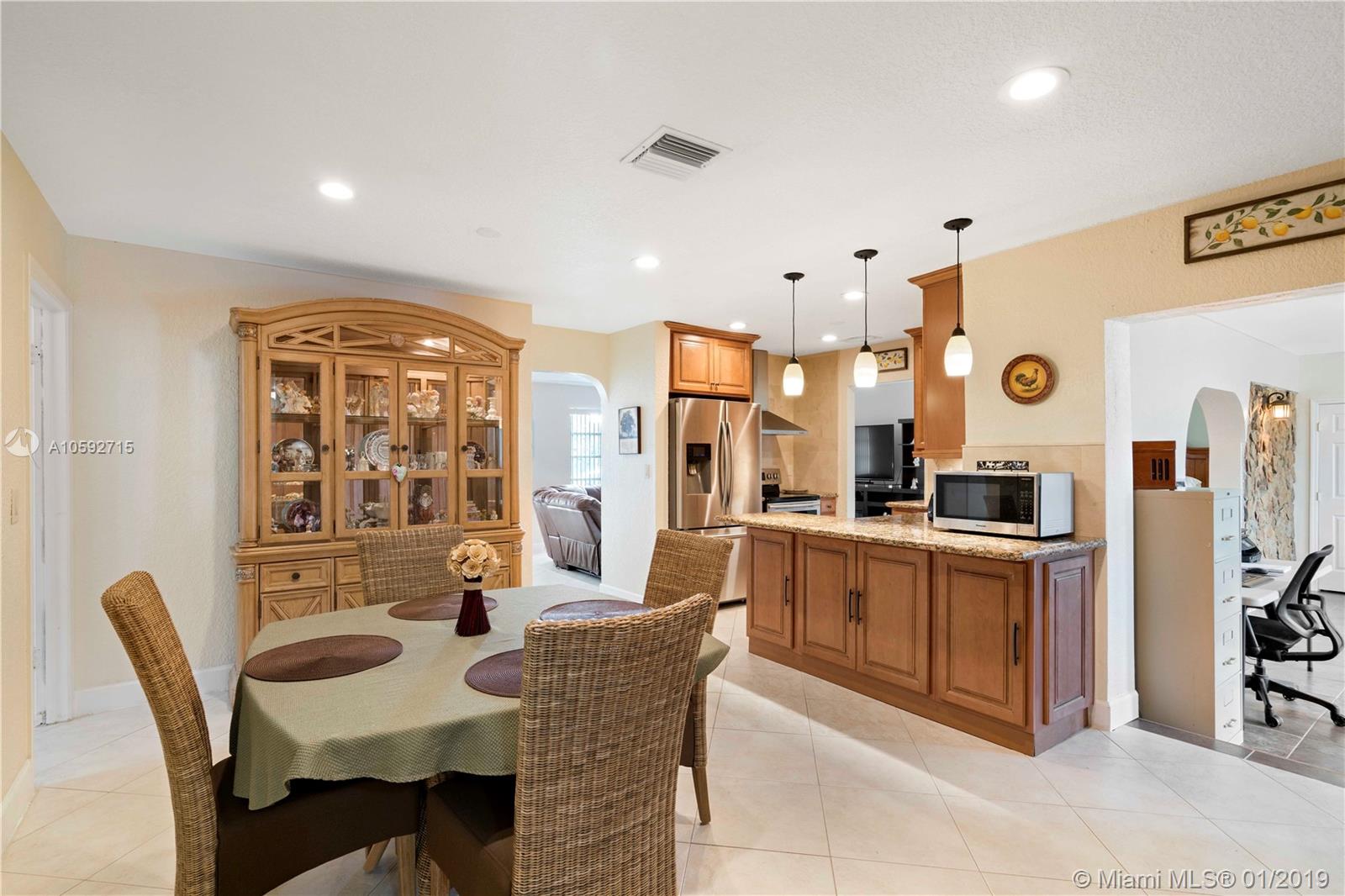 FOREST HILLS SOUTH - Residential