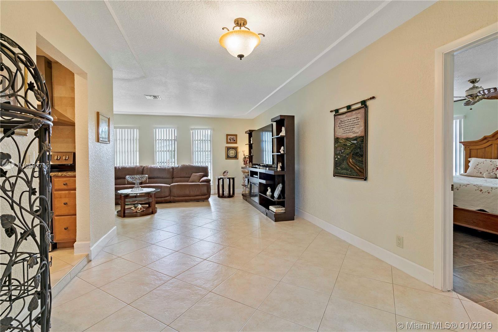 FOREST HILLS SOUTH - Residential