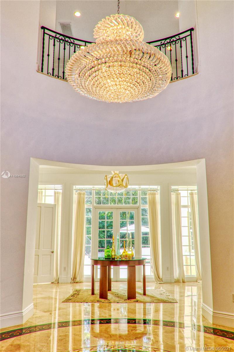 HIGH CREST - Residential