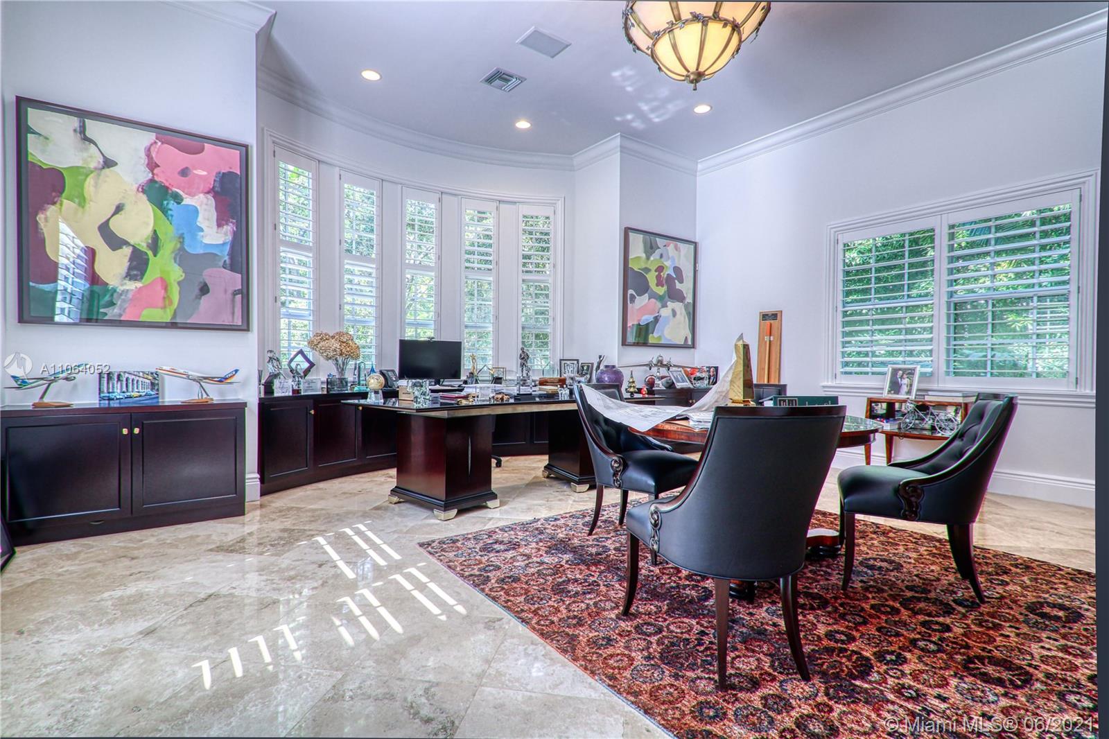 HIGH CREST - Residential