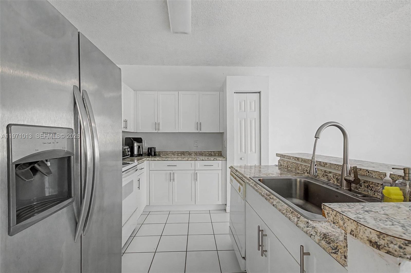 FOREST LAKES COUNTRY GARD - Residential