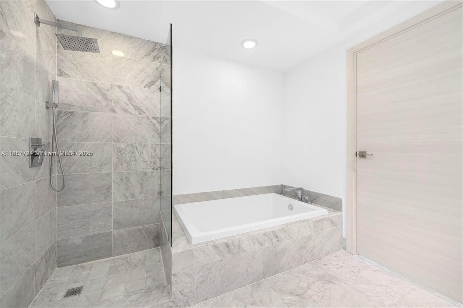 801 SMA RESIDENCES CONDO - Residential Lease