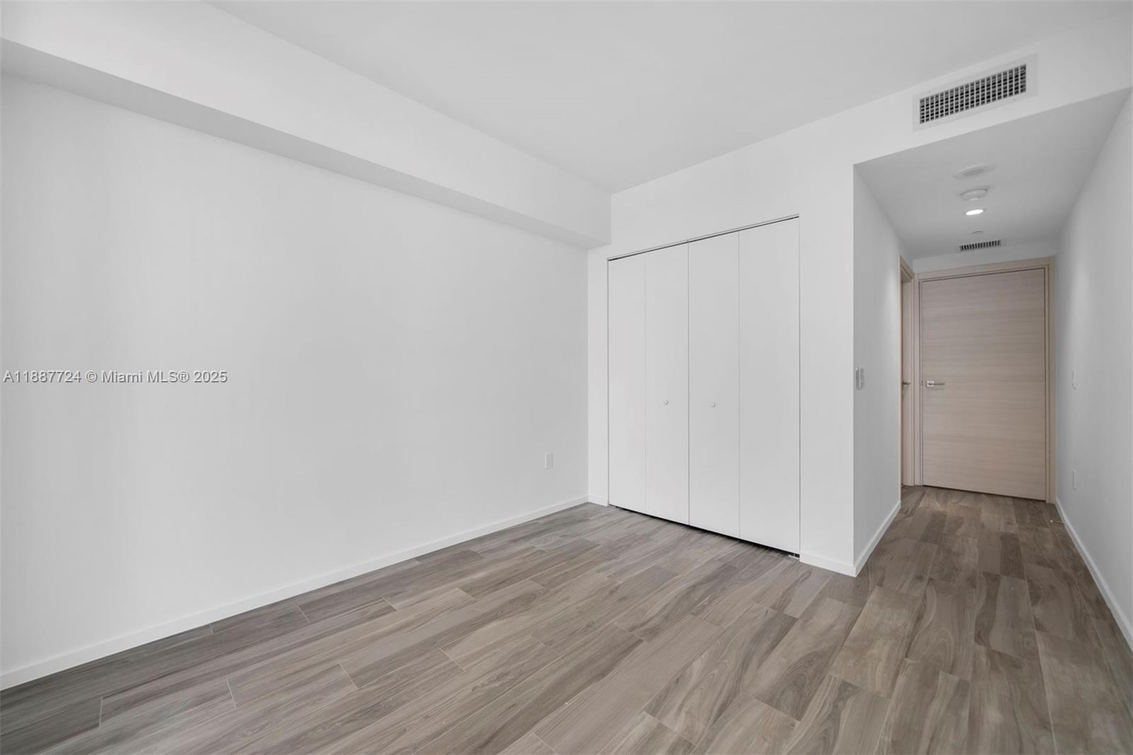 801 SMA RESIDENCES CONDO - Residential Lease