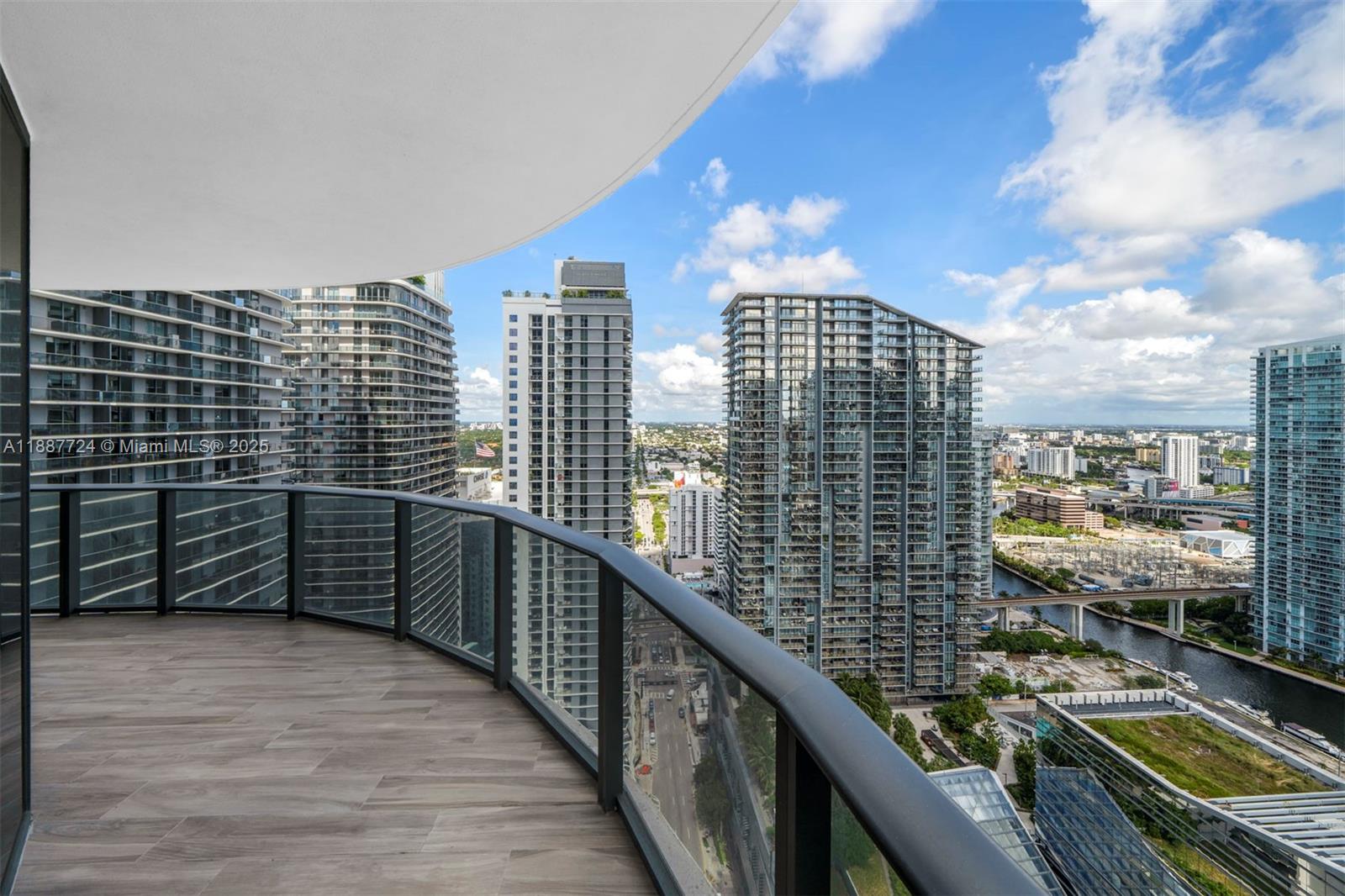 801 SMA RESIDENCES CONDO - Residential Lease