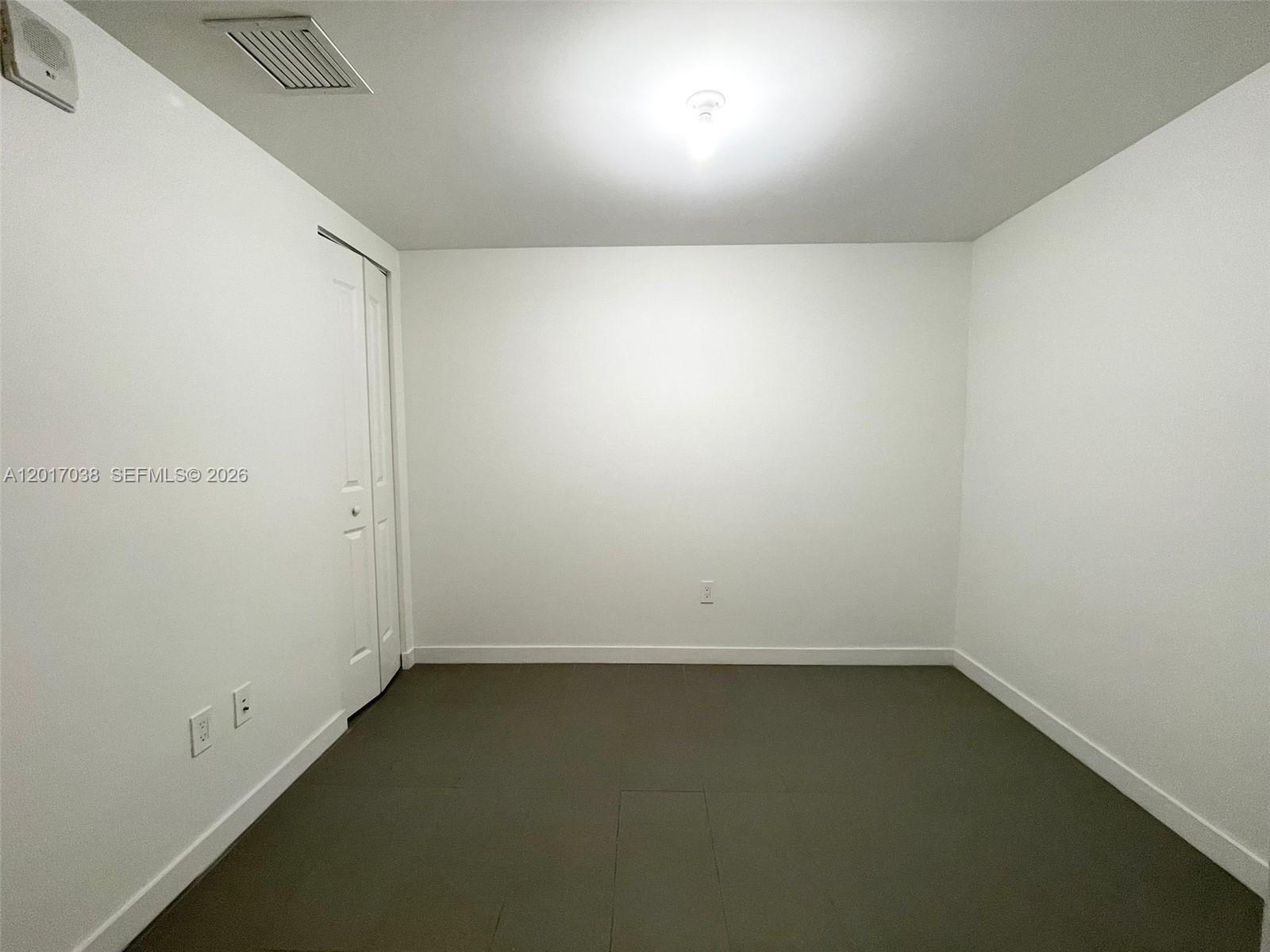 CANVAS CONDO - Residential