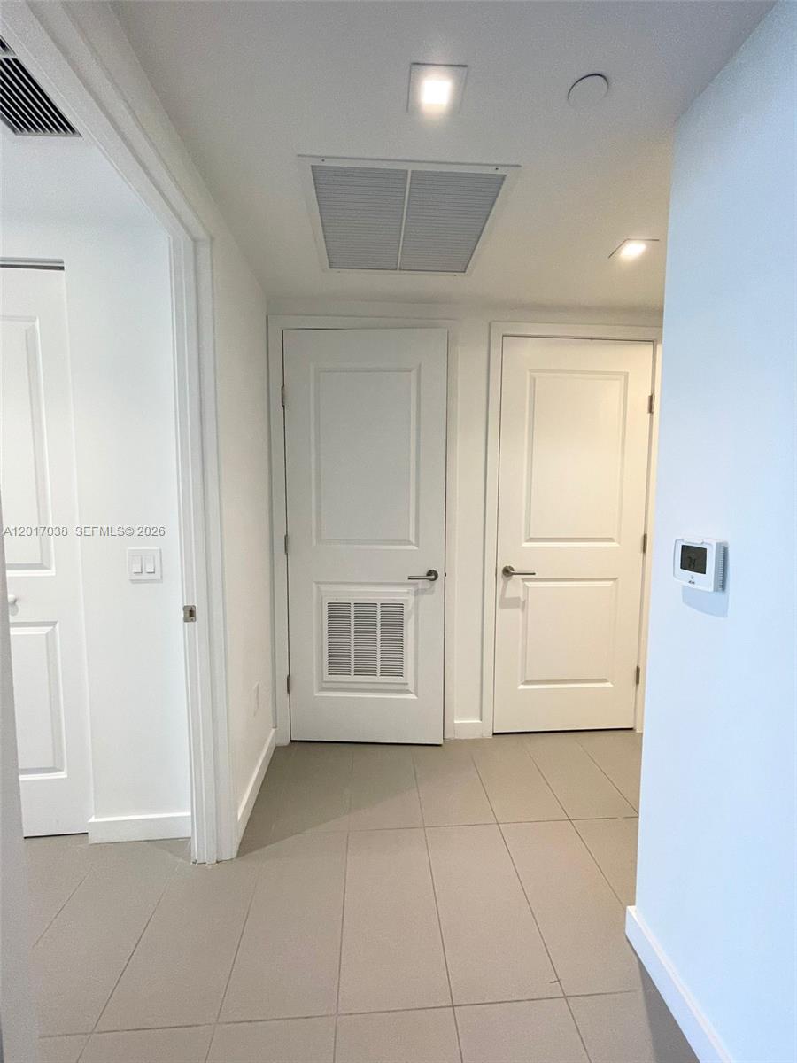 CANVAS CONDO - Residential