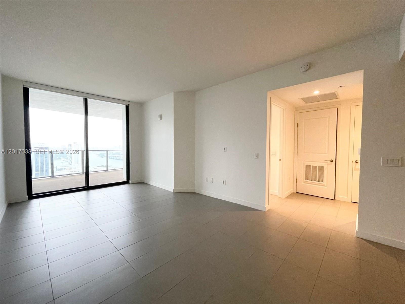 CANVAS CONDO - Residential