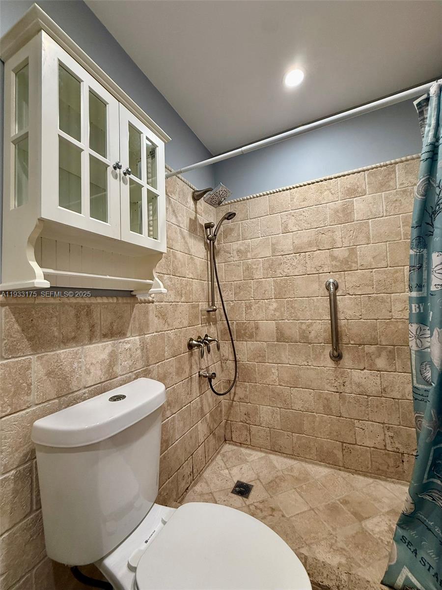 CALIFORNIA MANSIONS - Residential