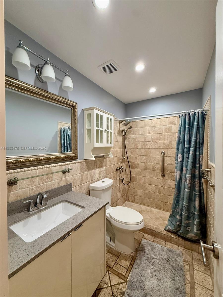 CALIFORNIA MANSIONS - Residential