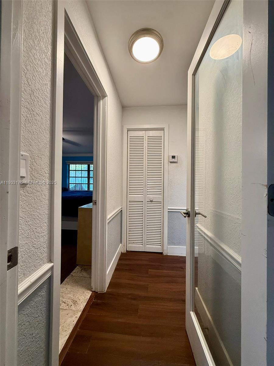 CALIFORNIA MANSIONS - Residential