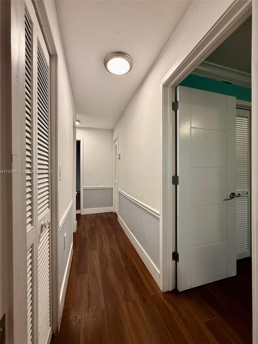 CALIFORNIA MANSIONS - Residential