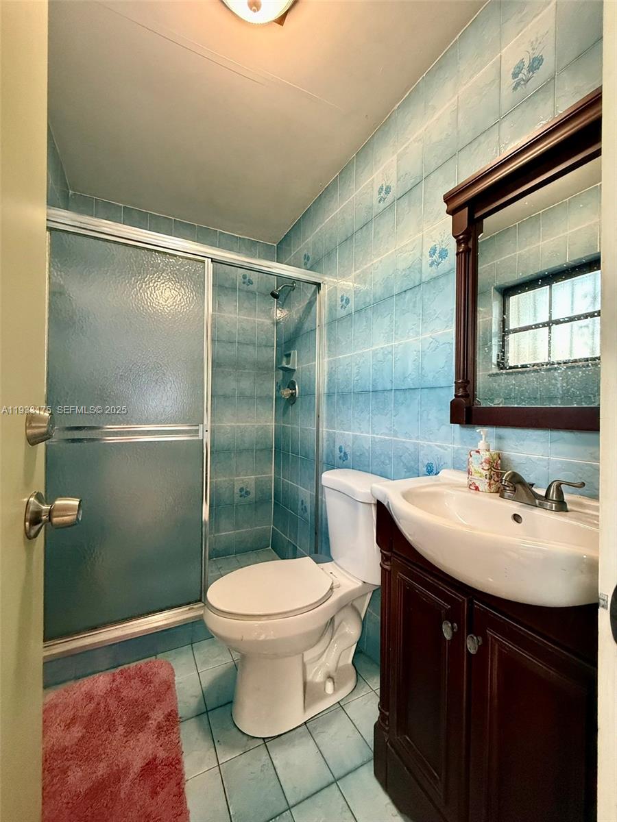 CALIFORNIA MANSIONS - Residential