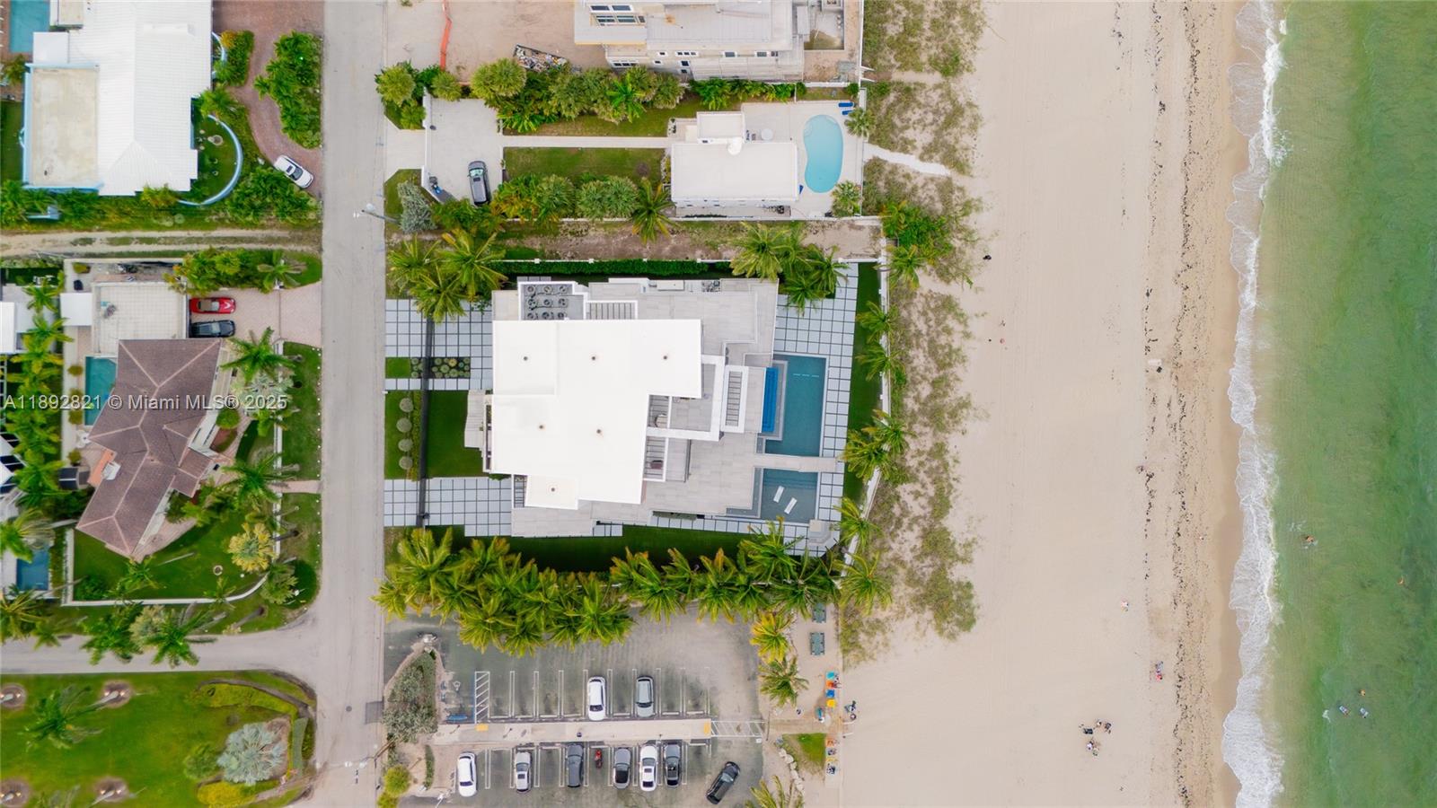 LAUDERDALE BEACH - Residential