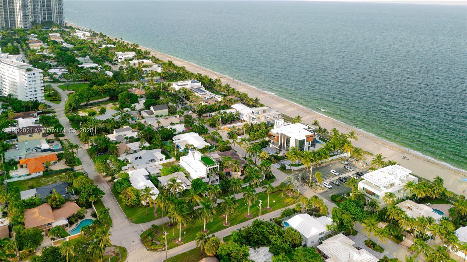 LAUDERDALE BEACH - Residential