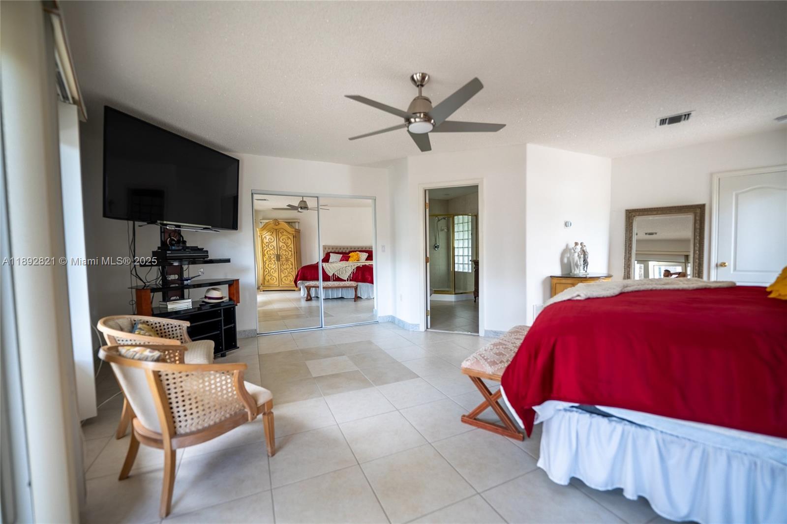 LAUDERDALE BEACH - Residential
