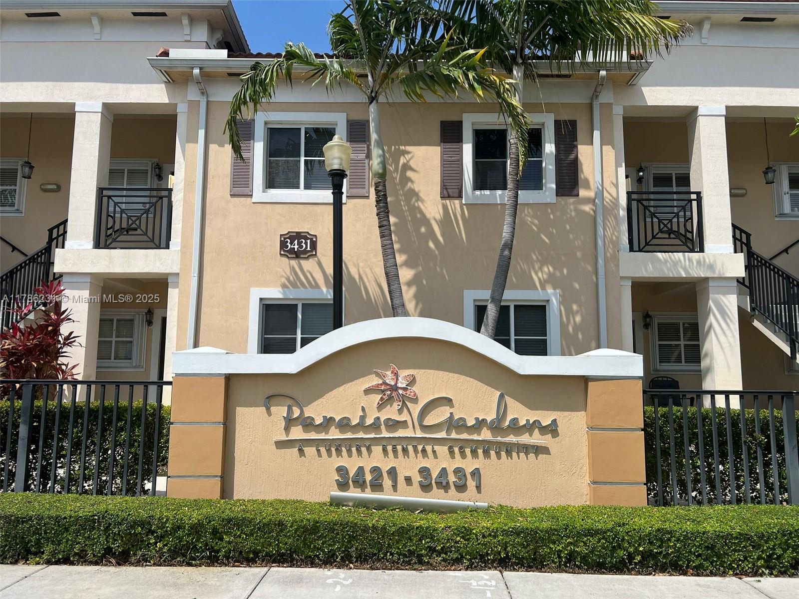 Rental Property at 3423 W 80th St 101, Hialeah, Miami-Dade County, Florida - Bedrooms: 3 
Bathrooms: 2  - $2,700 MO.