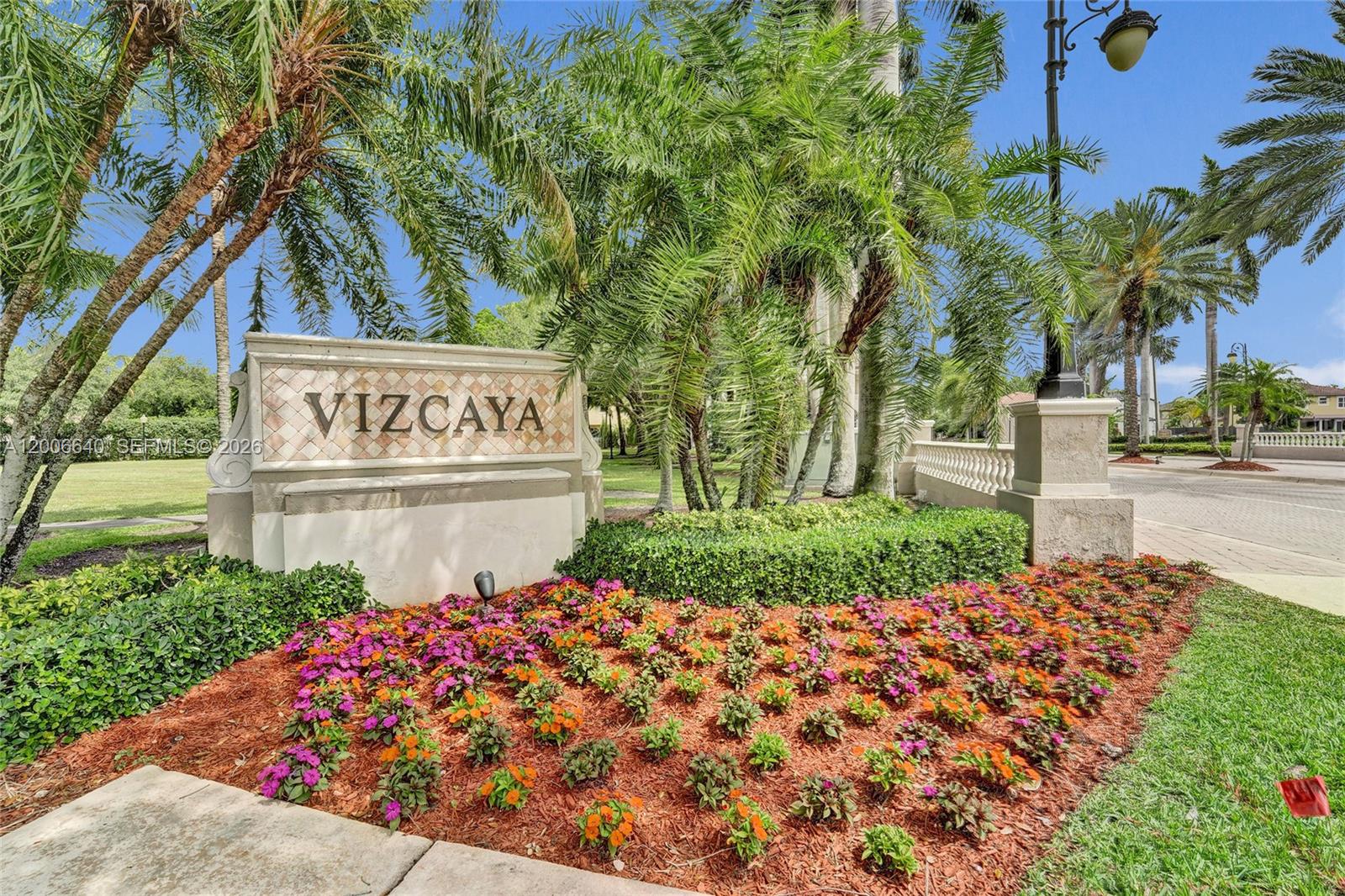 Escada Townvillas - Residential