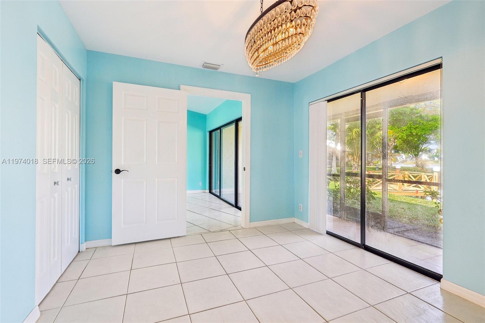 WOODLAKE ISLES - Residential