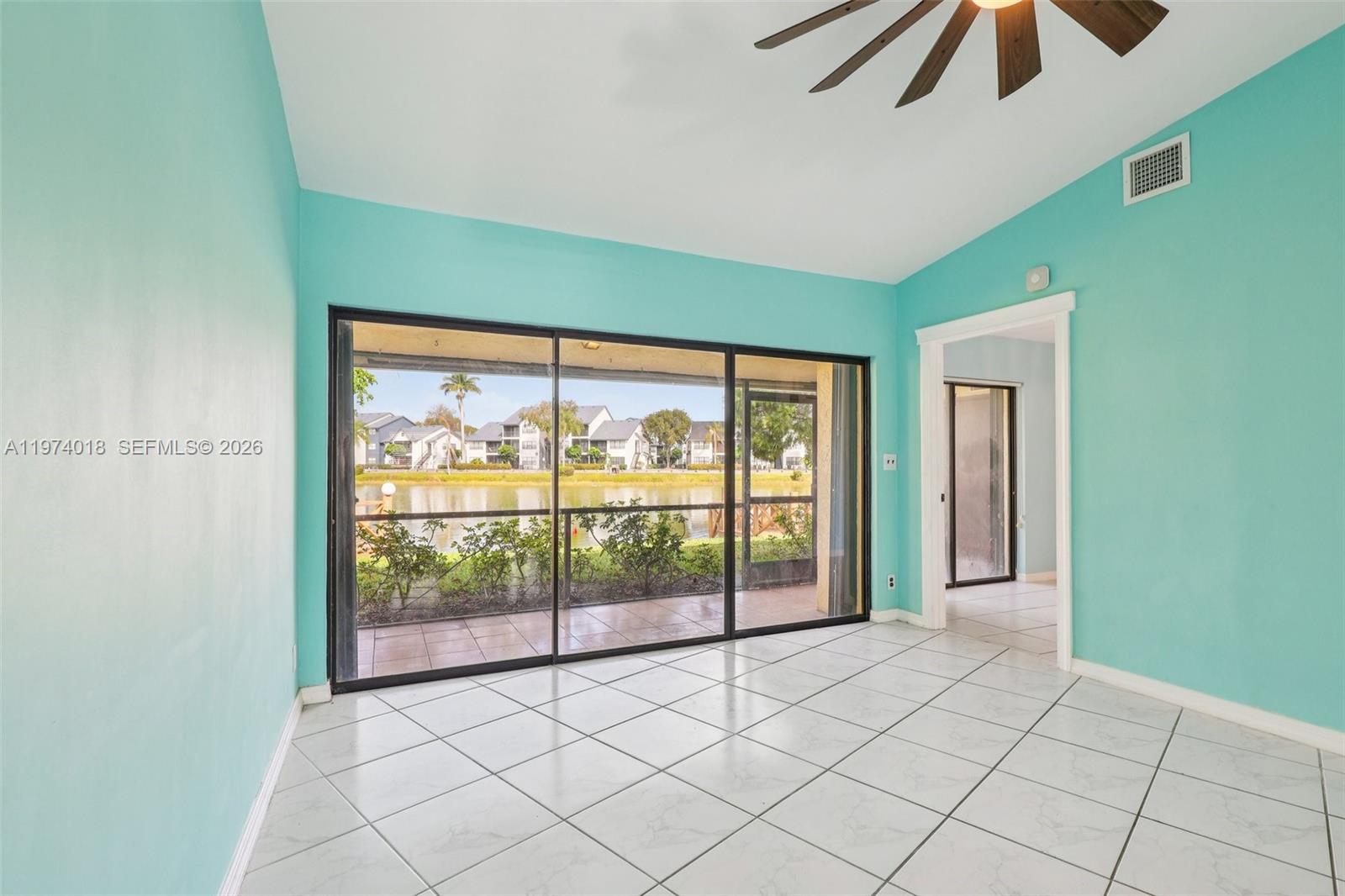 WOODLAKE ISLES - Residential