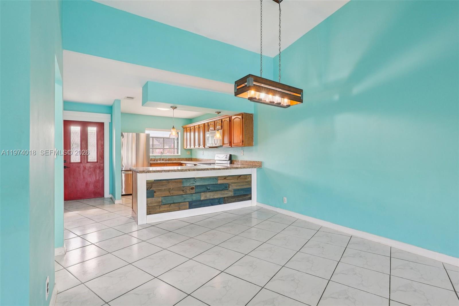 WOODLAKE ISLES - Residential