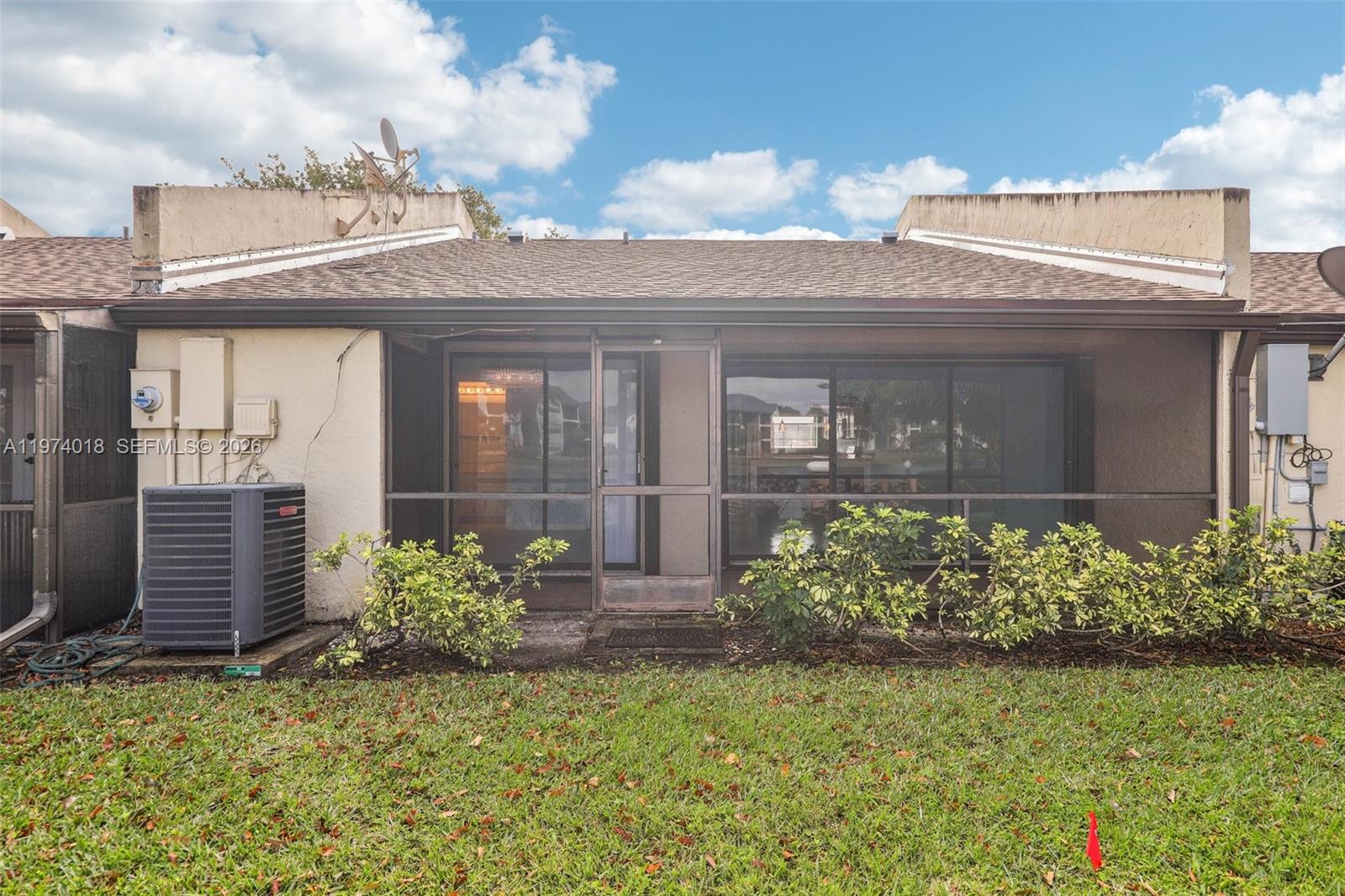 WOODLAKE ISLES - Residential