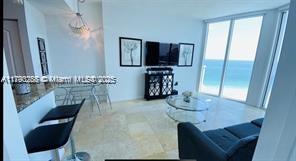 6515 Collins Ave 1604