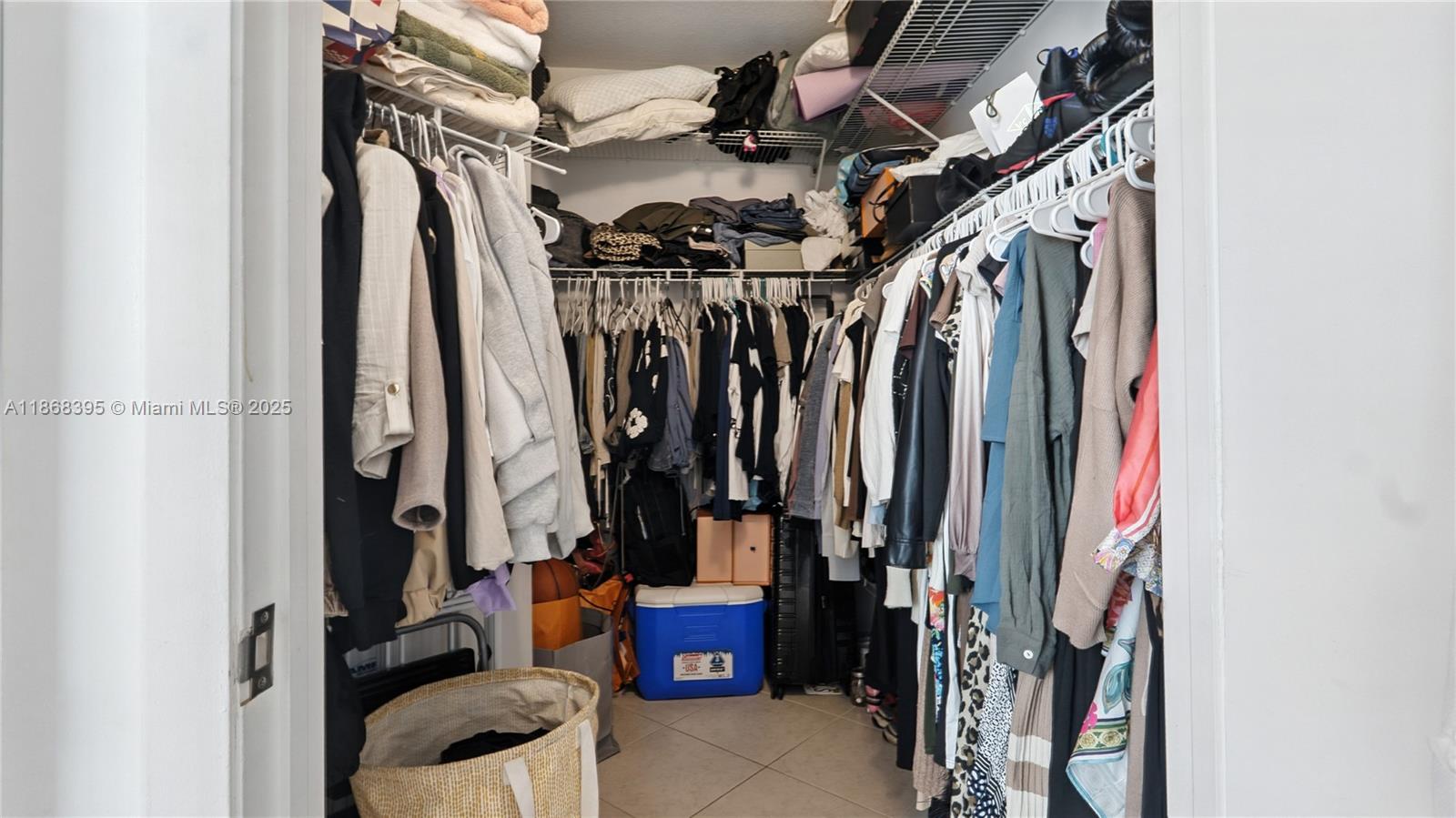 QUANTUM ON THE BAY CONDO - Residential