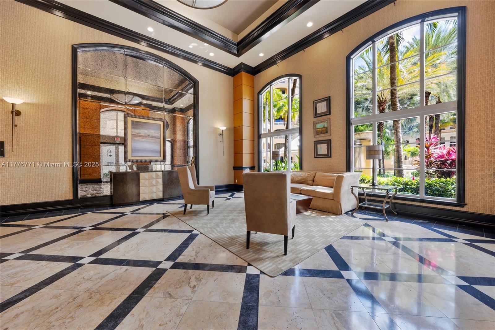 ALAQUA CONDO - Residential