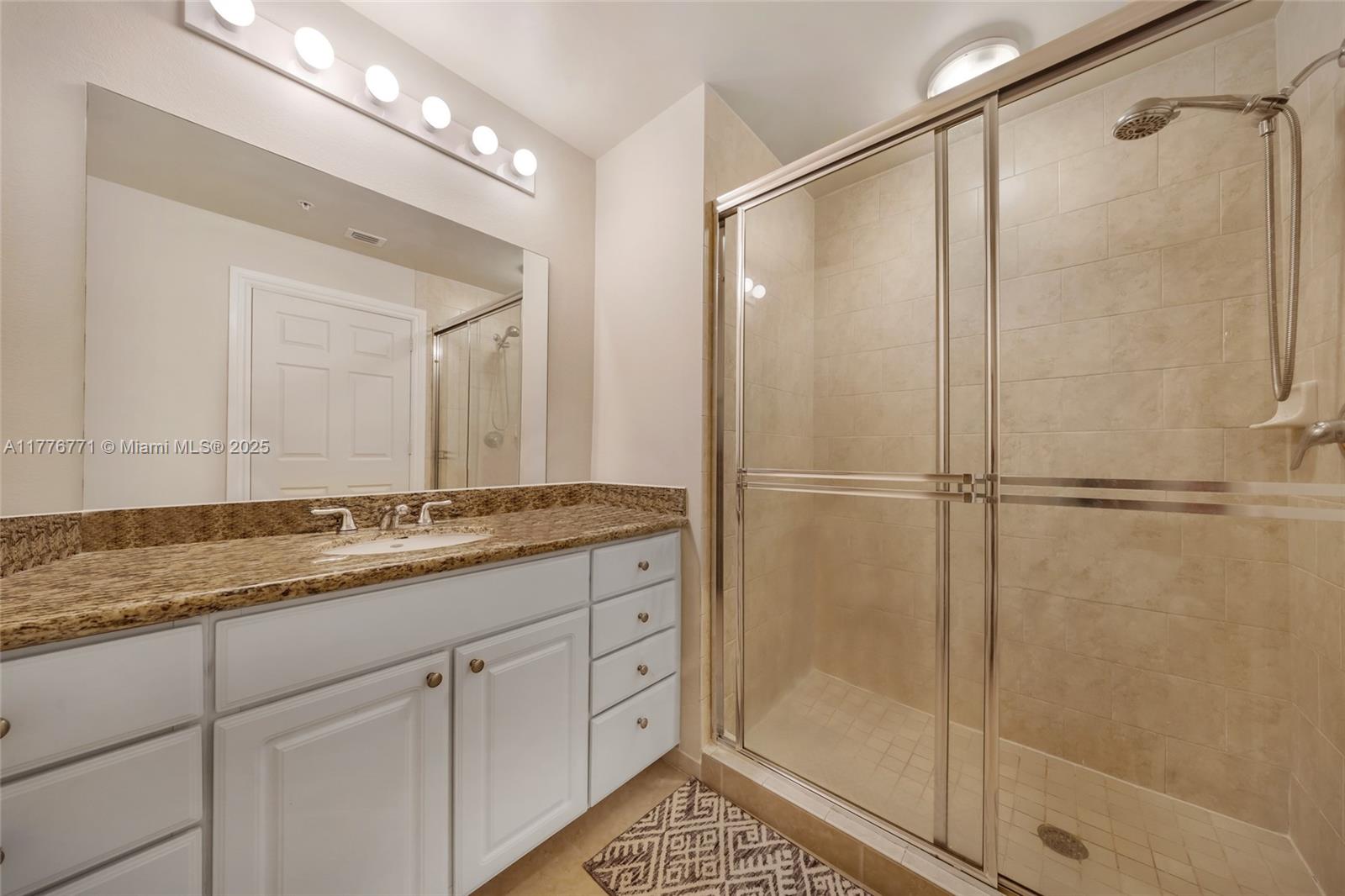 ALAQUA CONDO - Residential