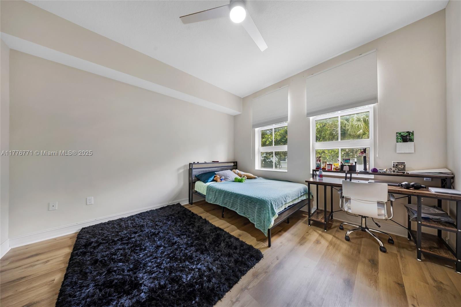 ALAQUA CONDO - Residential