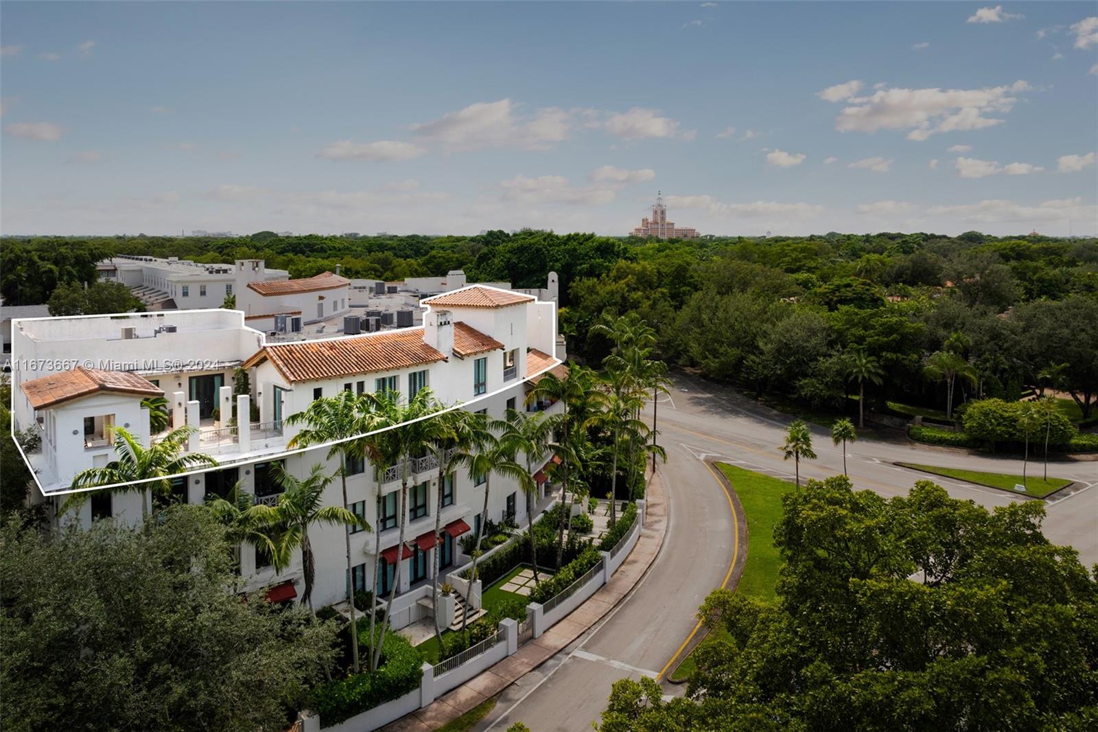 AVIGNON IN THE GABLES CON - Residential