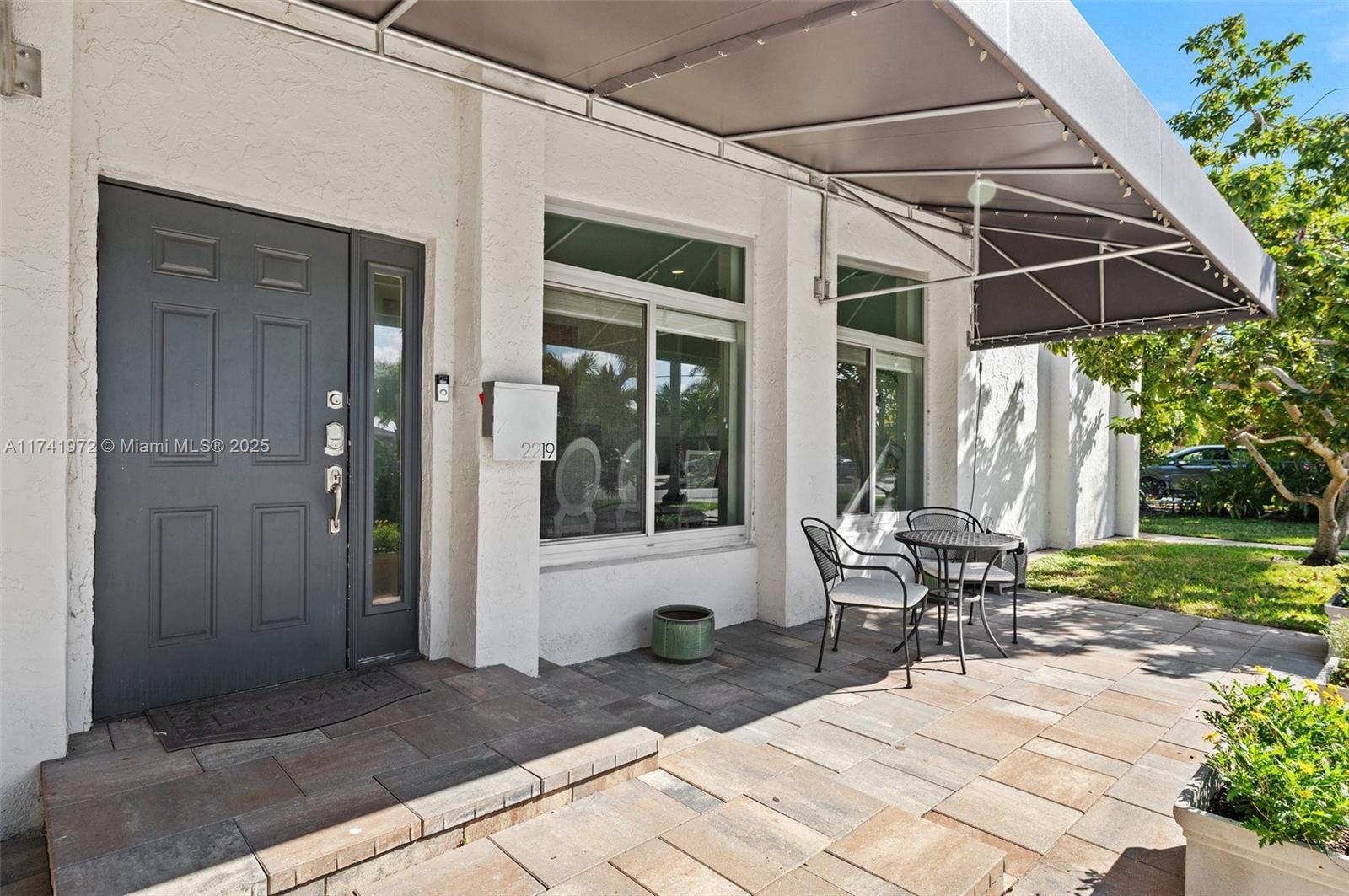 SANTA BARBARA SHORES - Residential