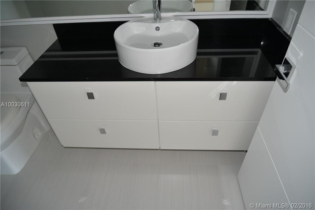 APOGEE BEACH - Residential Lease