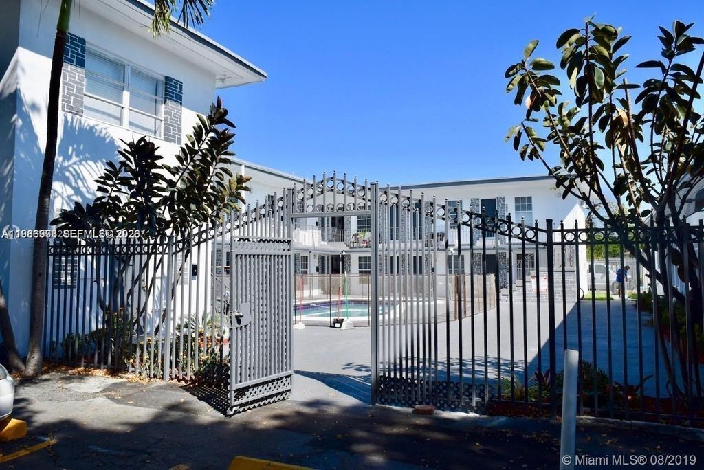 Photo of 1843 Dewey St #101, Hollywood, FL 33020 (MLS # A11986978)