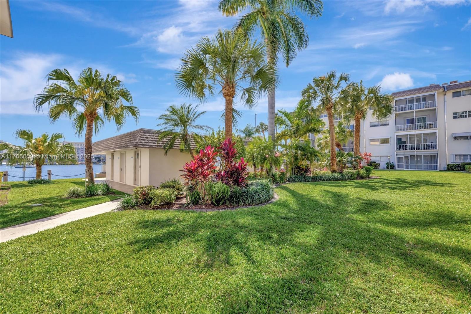 YACHT HARBOR APARTMENTS C - Residential