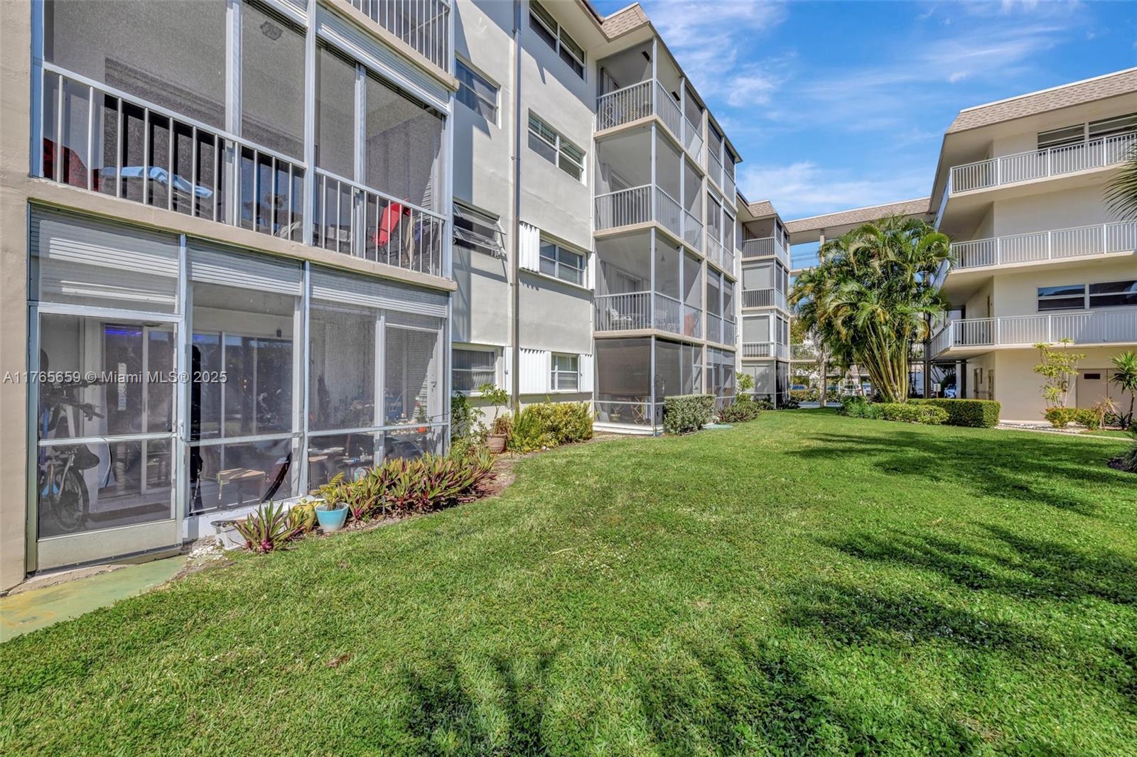 YACHT HARBOR APARTMENTS C - Residential