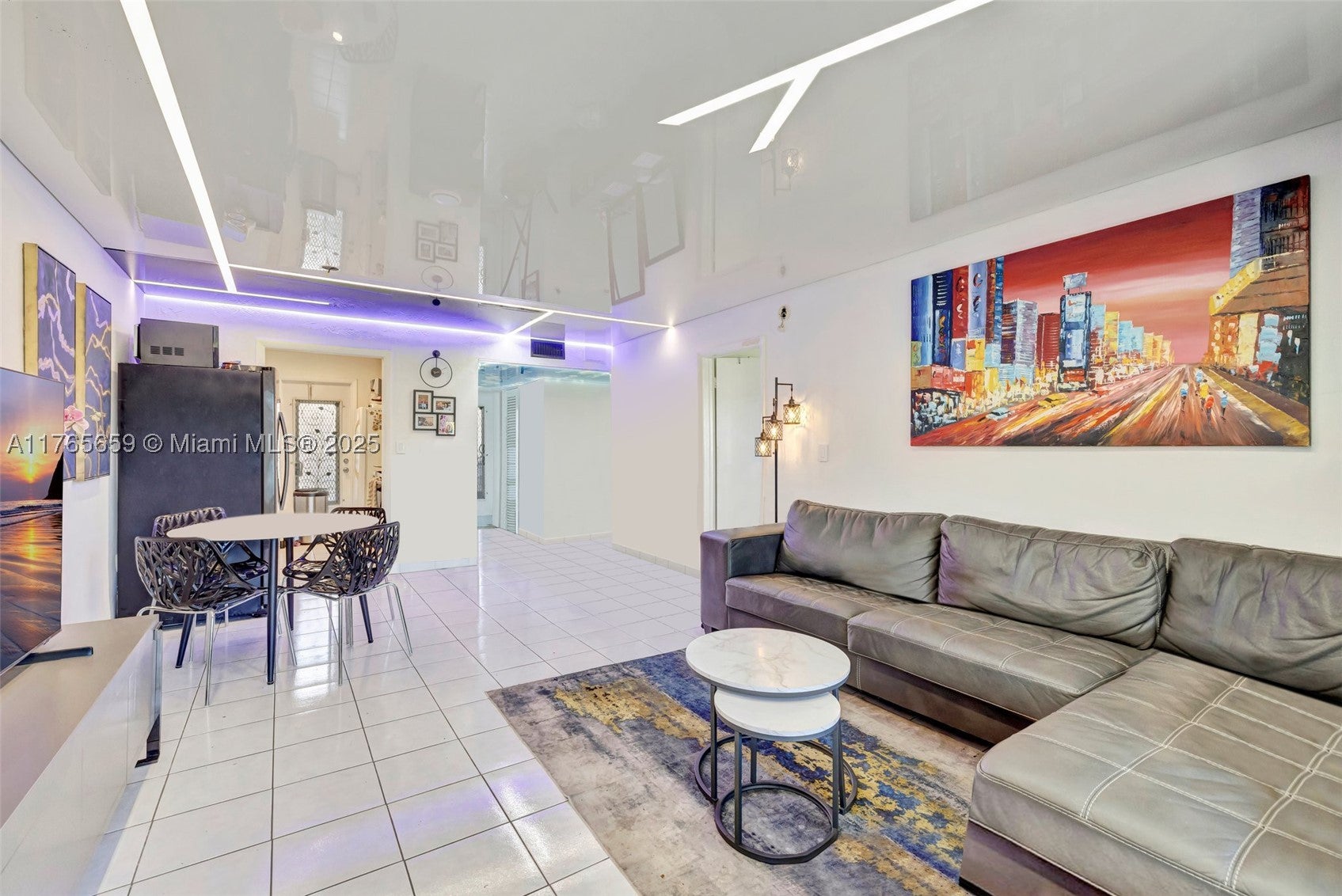 2200 Diana Dr 111