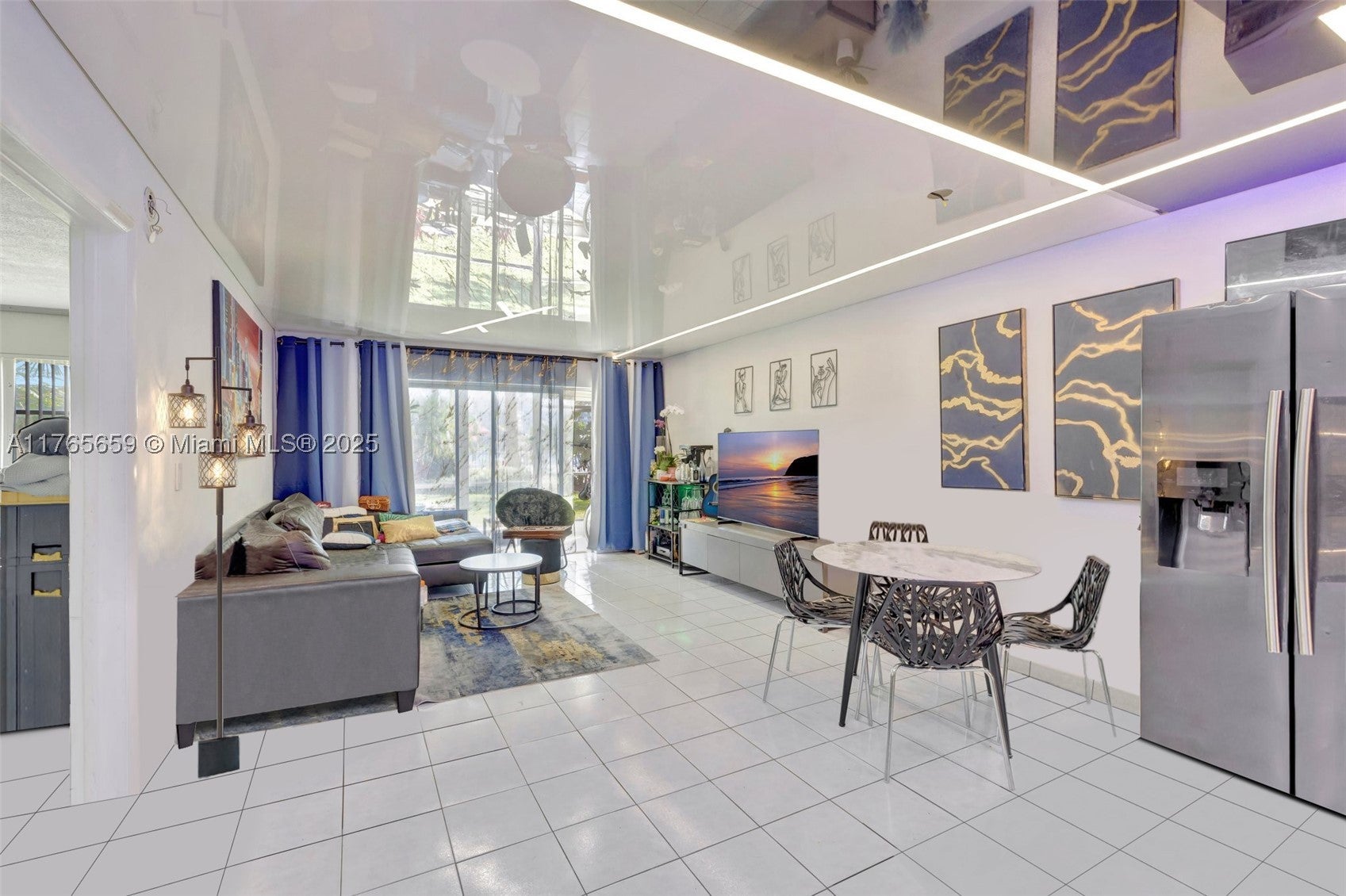 2200 Diana Dr 111