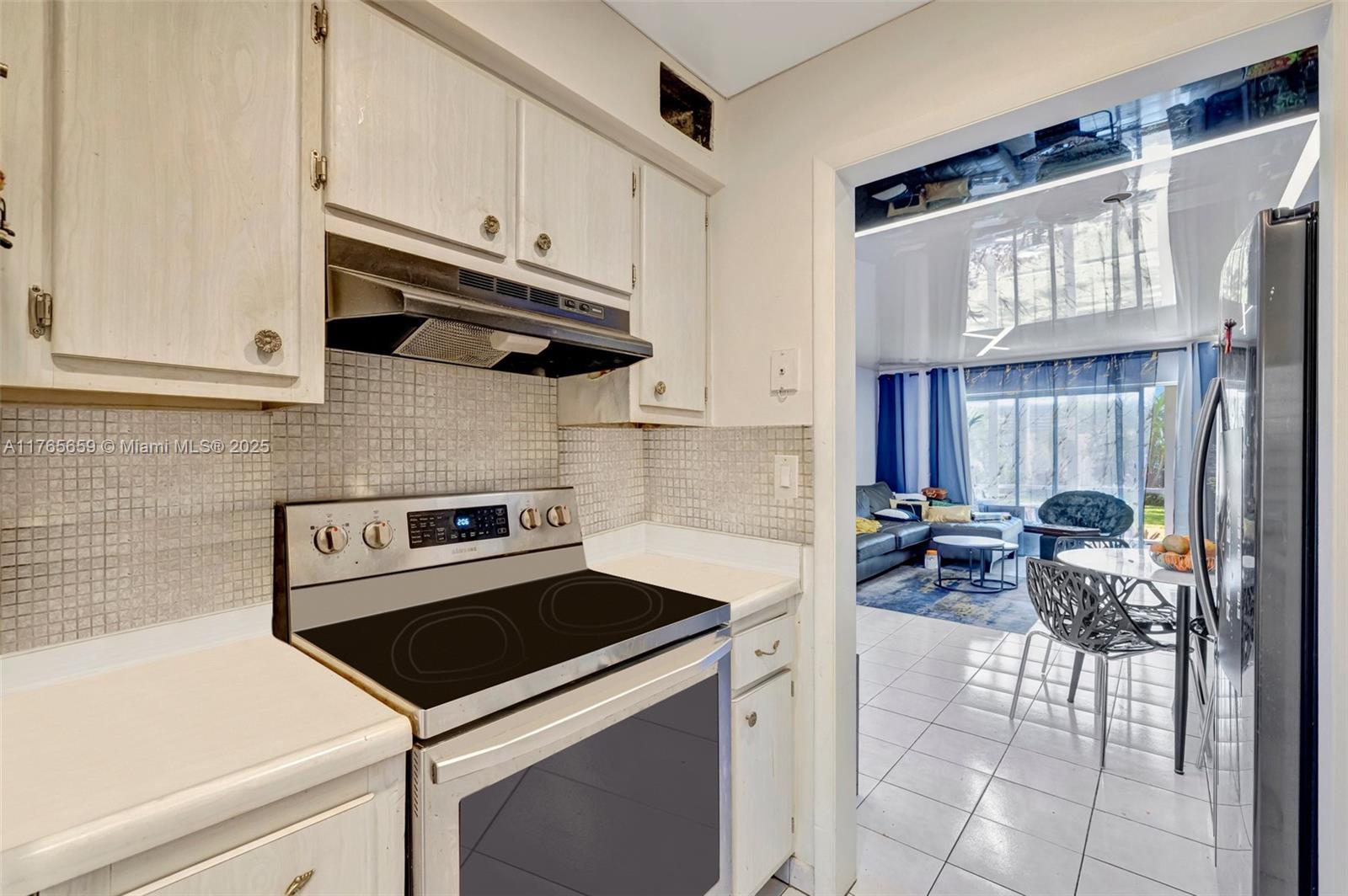 YACHT HARBOR APARTMENTS C - Residential