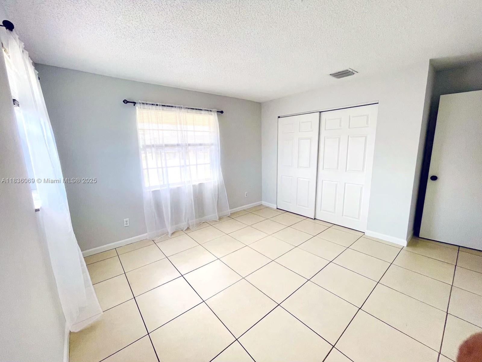 FISHERMANS COVE - Residential