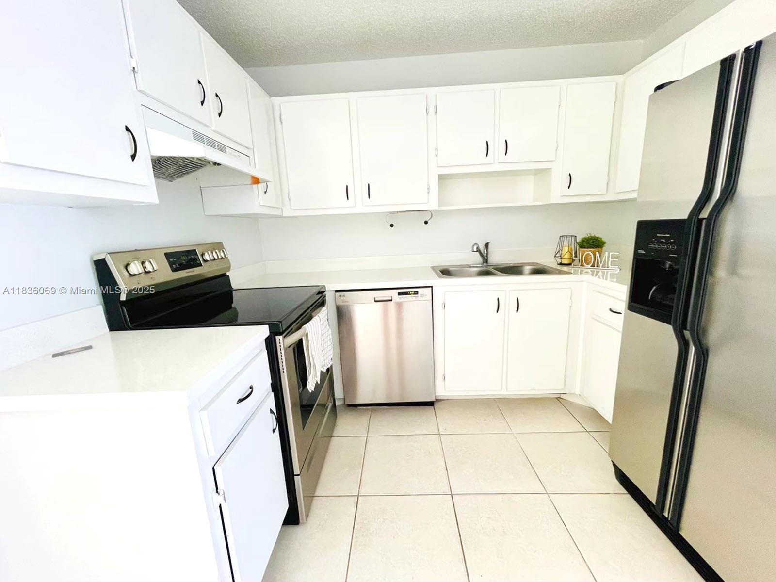 FISHERMANS COVE - Residential