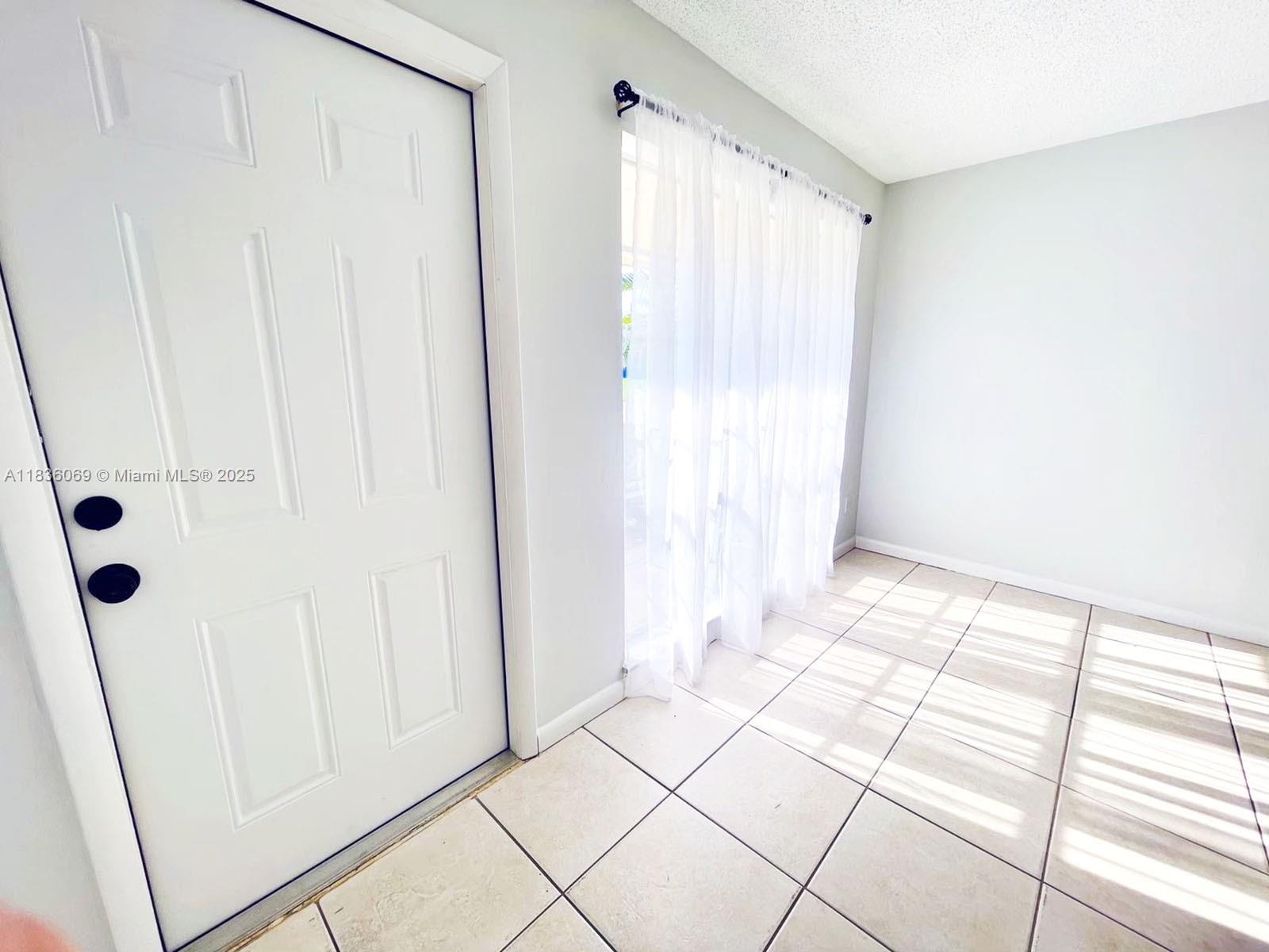 FISHERMANS COVE - Residential